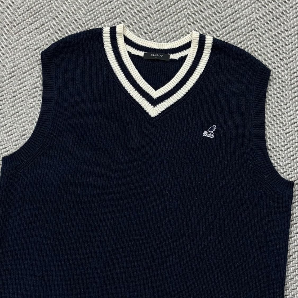 캉골 베이직 로고 니트 베스트 v2975  상품이미지3