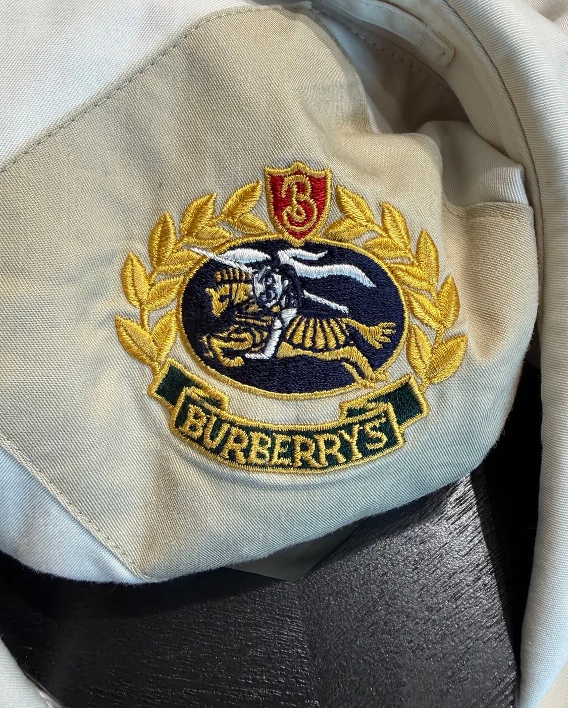 버버리 아이보리 클래식 트렌치 코트  상품이미지8