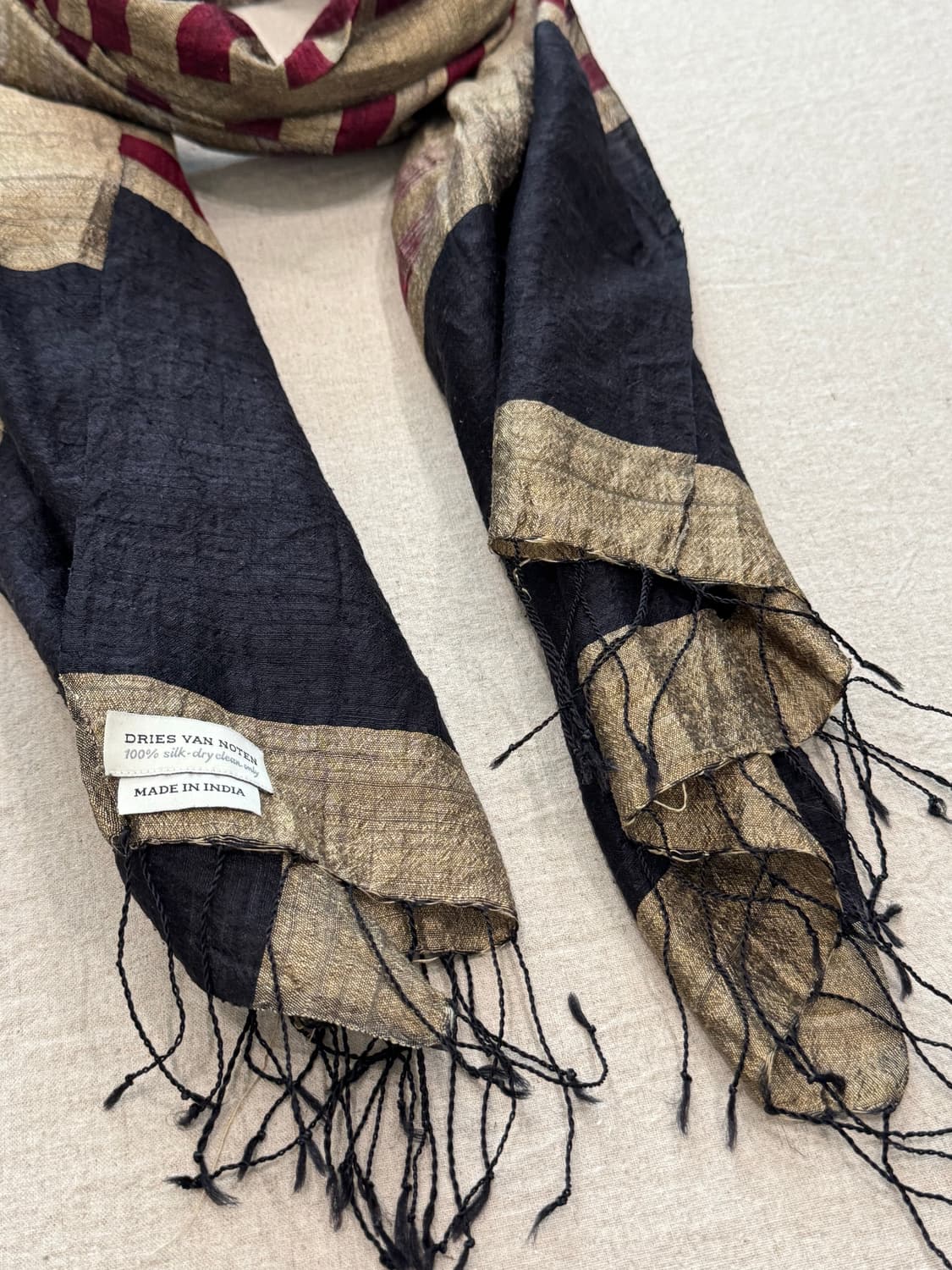 드리스반노튼 실크 스트라이프 머플러 상품이미지4