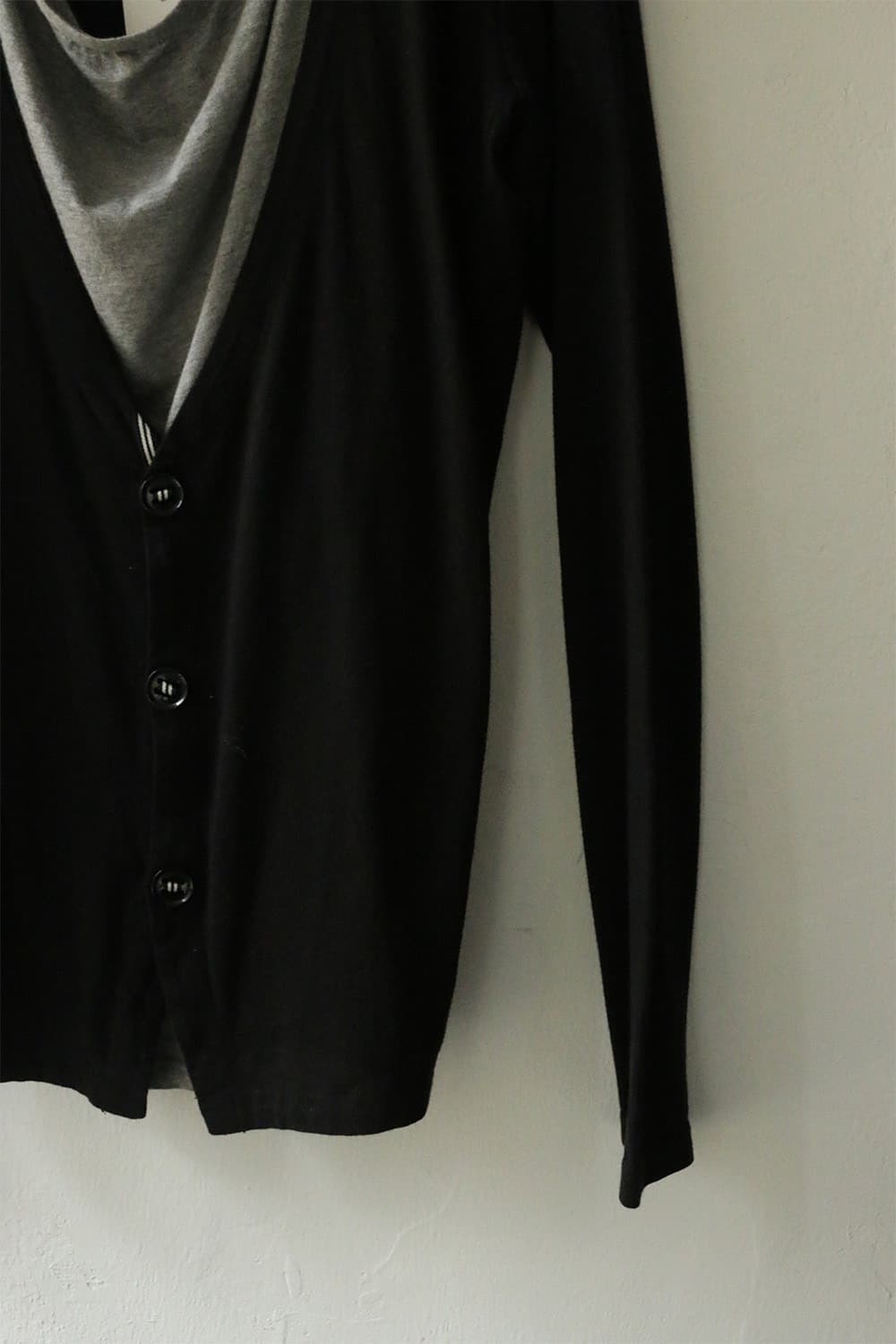 캐서린 햄넷 런던 레이어드 드레이프 가디건 니트 상품이미지5