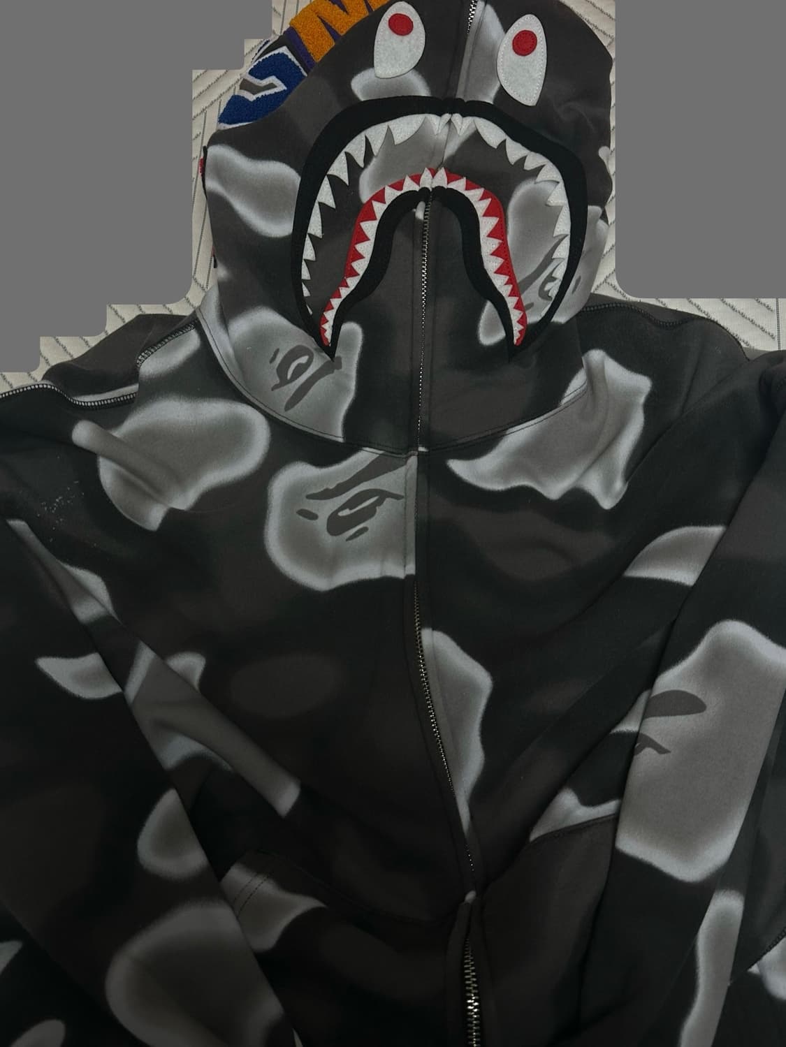 베이프 리퀴드 카모 샤크 후드집업 흑계 상품이미지7