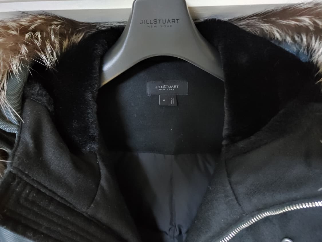 질스튜어트뉴욕 로로피아나 폭스퍼 롱패딩 팝니다 상품이미지4