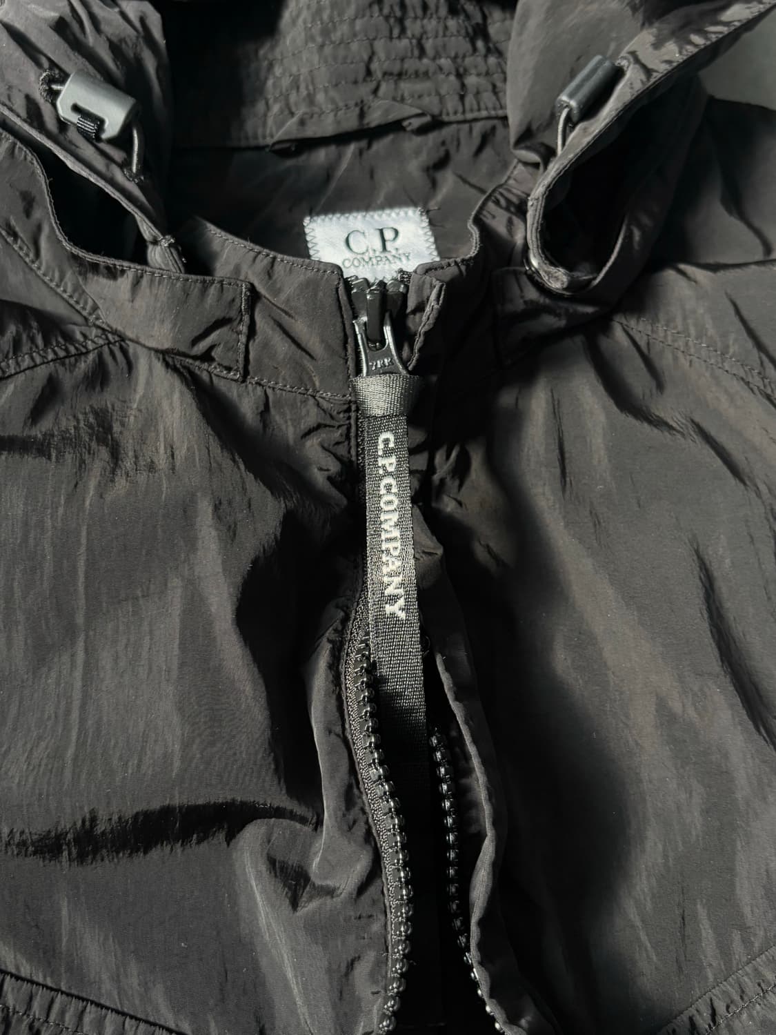 CP 컴퍼니 블랙 고글 나일론 후드 자켓 상품이미지7