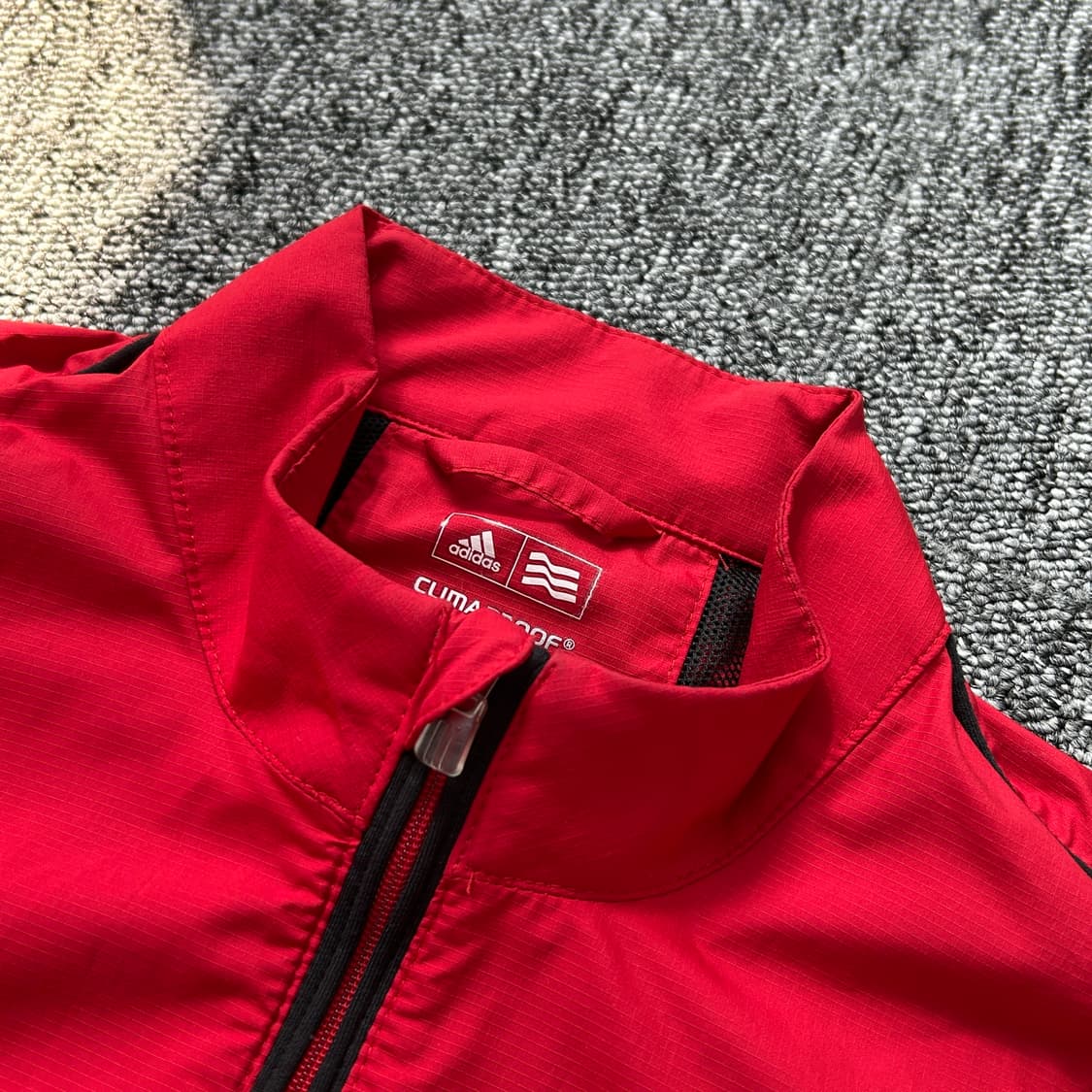 아디다스 레드 트랙 바람막이 집업 상품이미지4