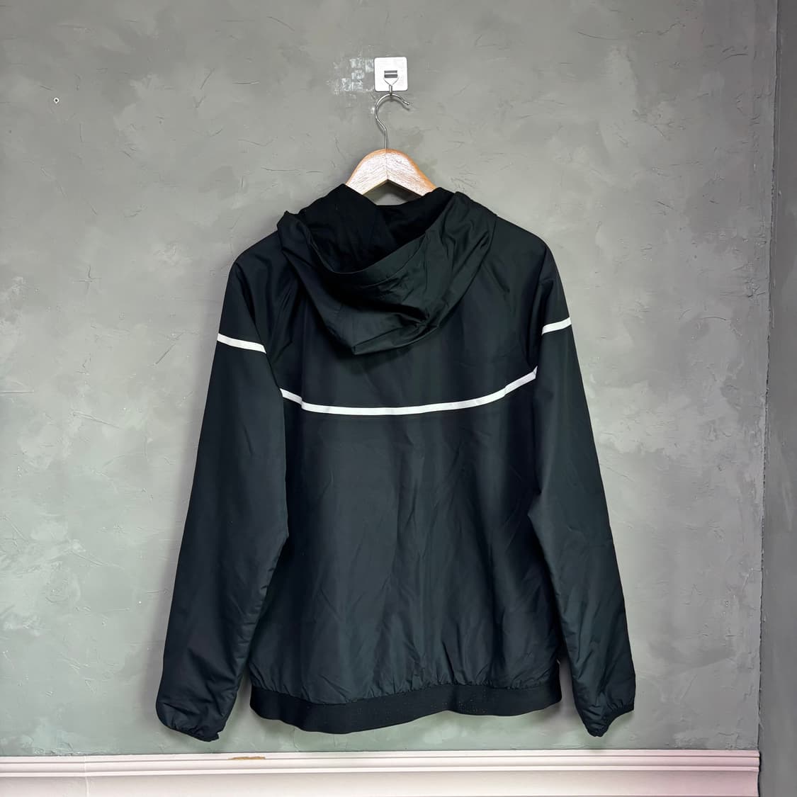 나이키 테크 윈드러너 바람막이  상품이미지4