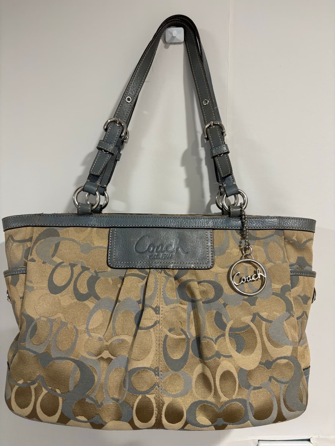 코치 시그니처 숄더백 Y2K 상품이미지1