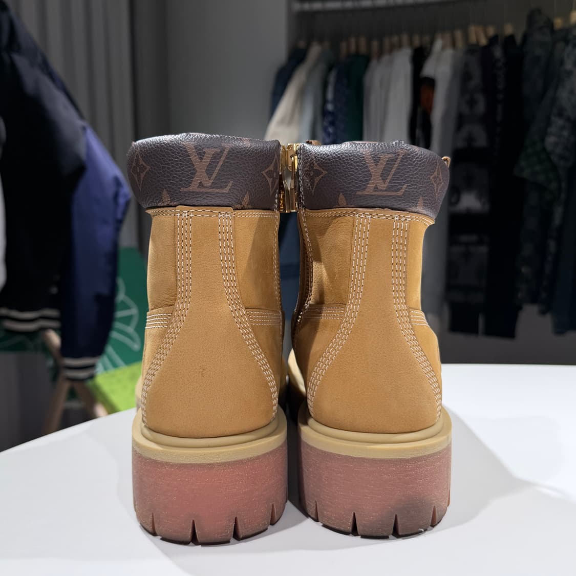 (A+/8.5) / 루이비통 x 팀버랜드 6인치 앵클 워커 부츠 베이지 상품이미지4