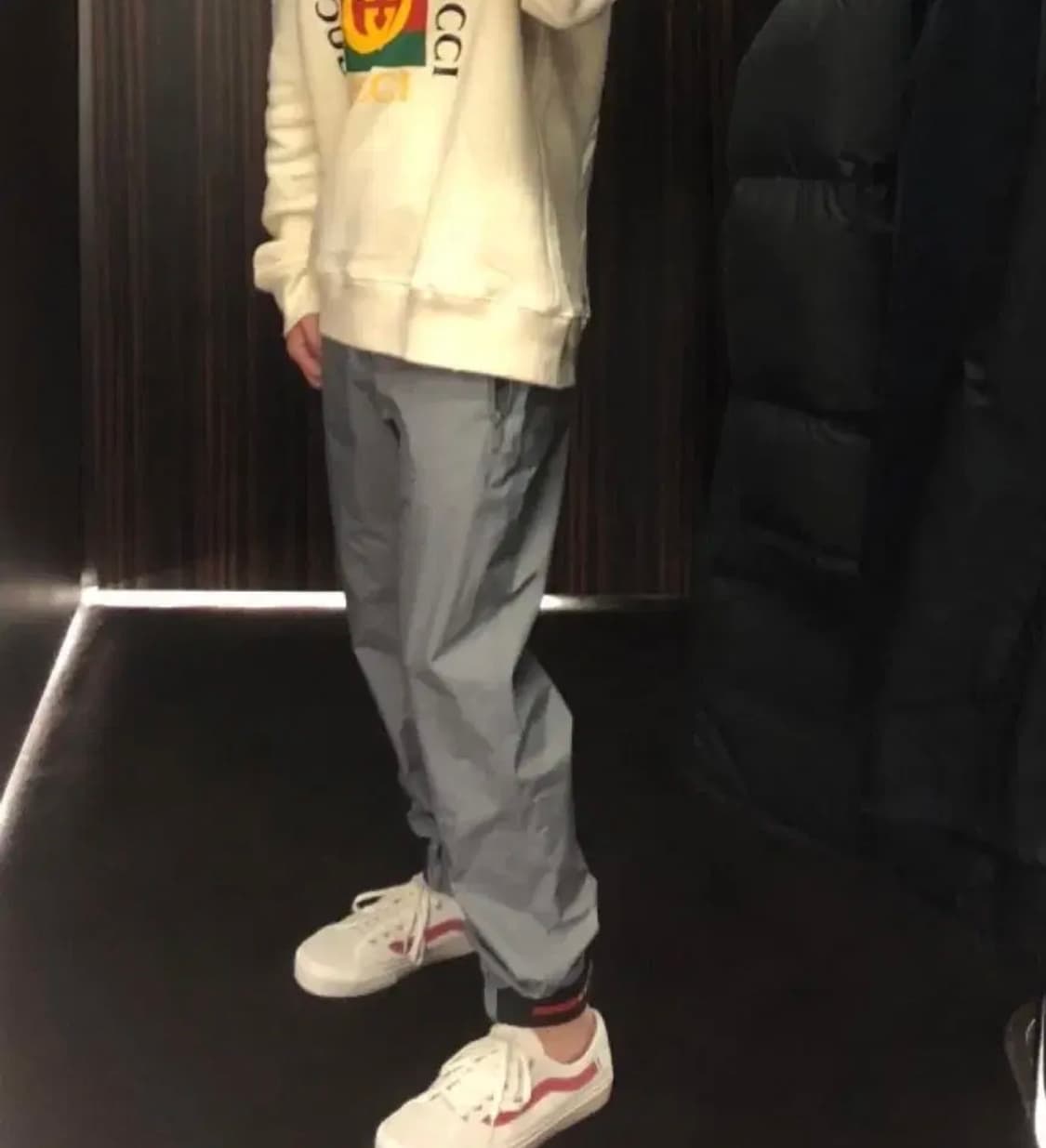 [새상품] 프라다 스트랩 조거팬츠(리네아로사 라인 한정) 46사이즈 상품이미지4