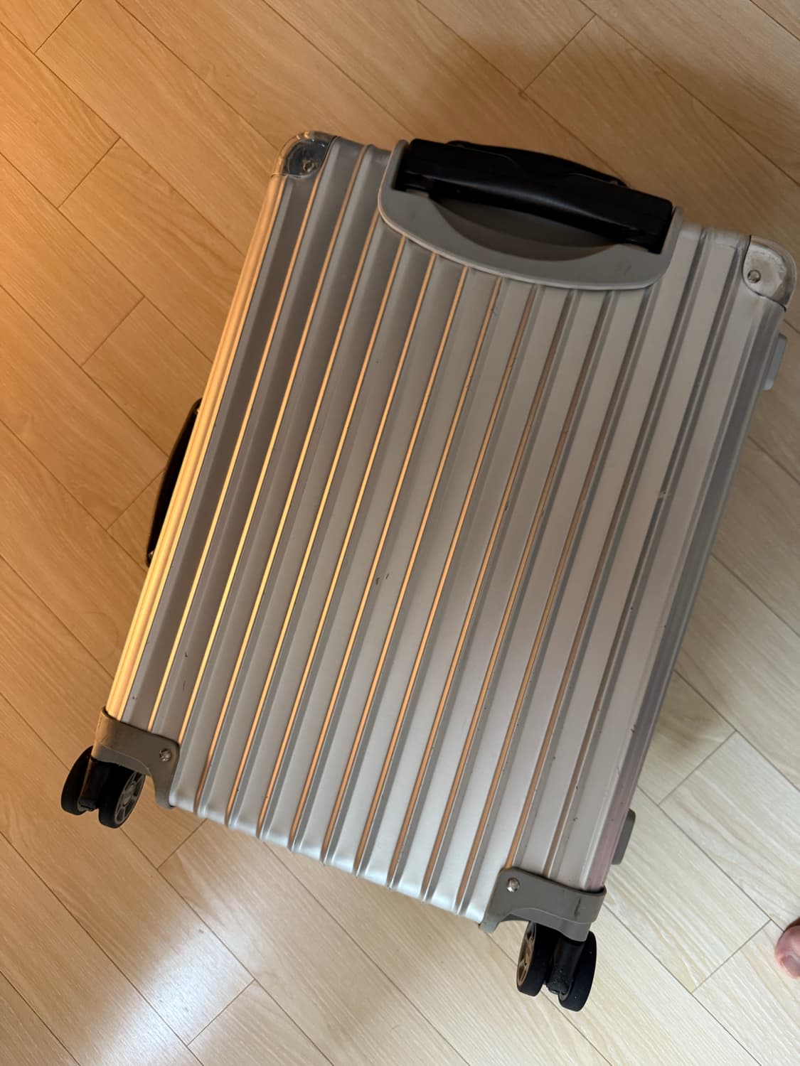 리모와 구형 클래식 플라이트 52 기내용 (=현 클래식 캐빈 S) 상품이미지1