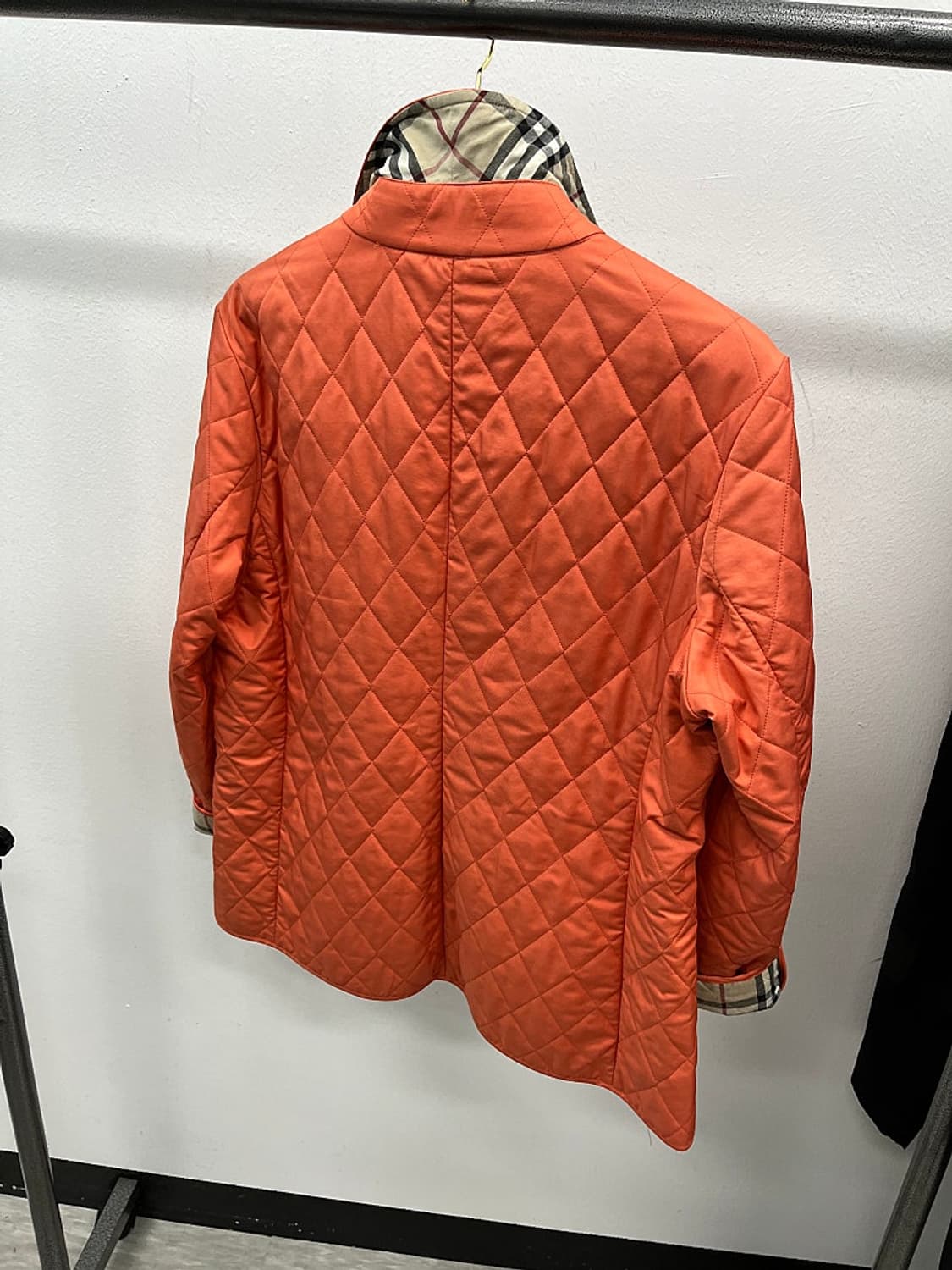 여) 버버리 오렌지 퀼팅자켓  상품이미지9