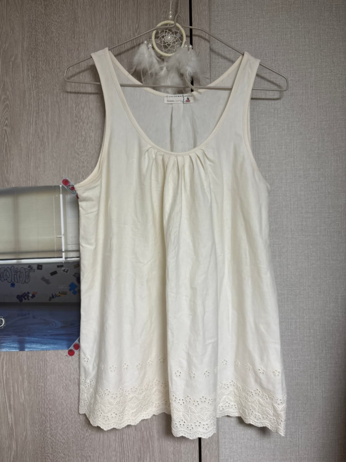 카메 빈티지 사만사모스모스 SM2 아이보리 자수 셔링 슬리브리스 나시 상품이미지1