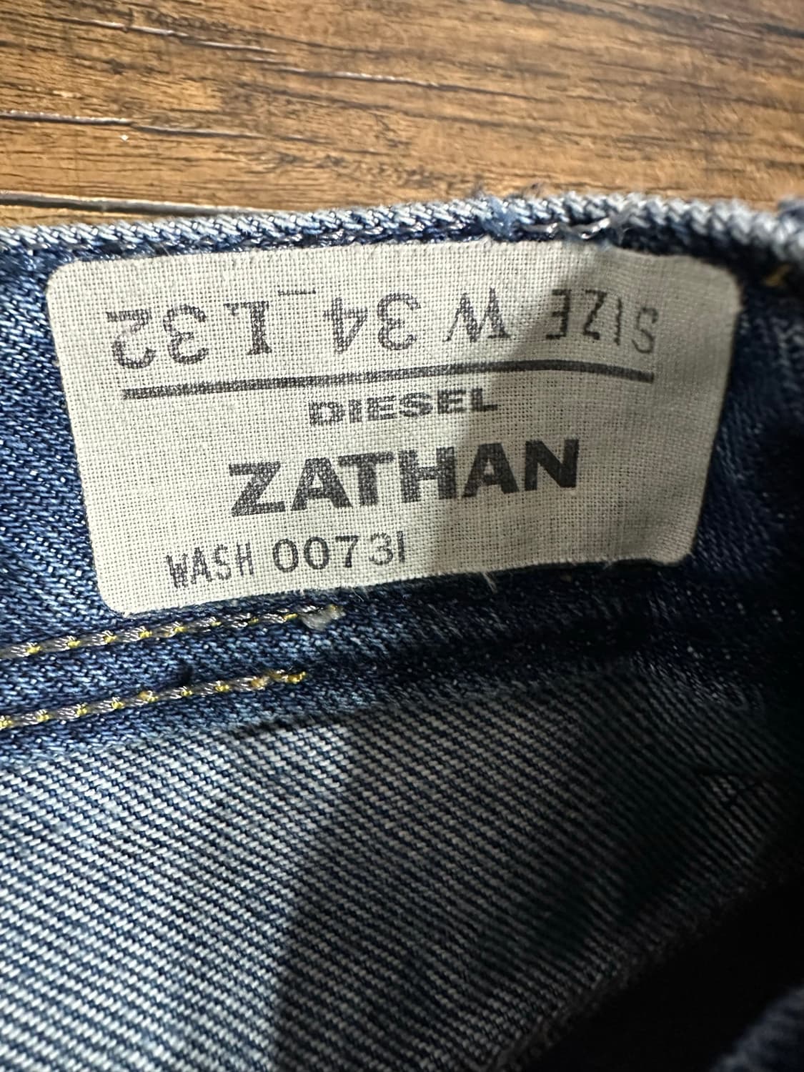 디젤 DIESEL ZATHAN 0073I 워싱 스트레이트 데님 팬츠34 상품이미지10