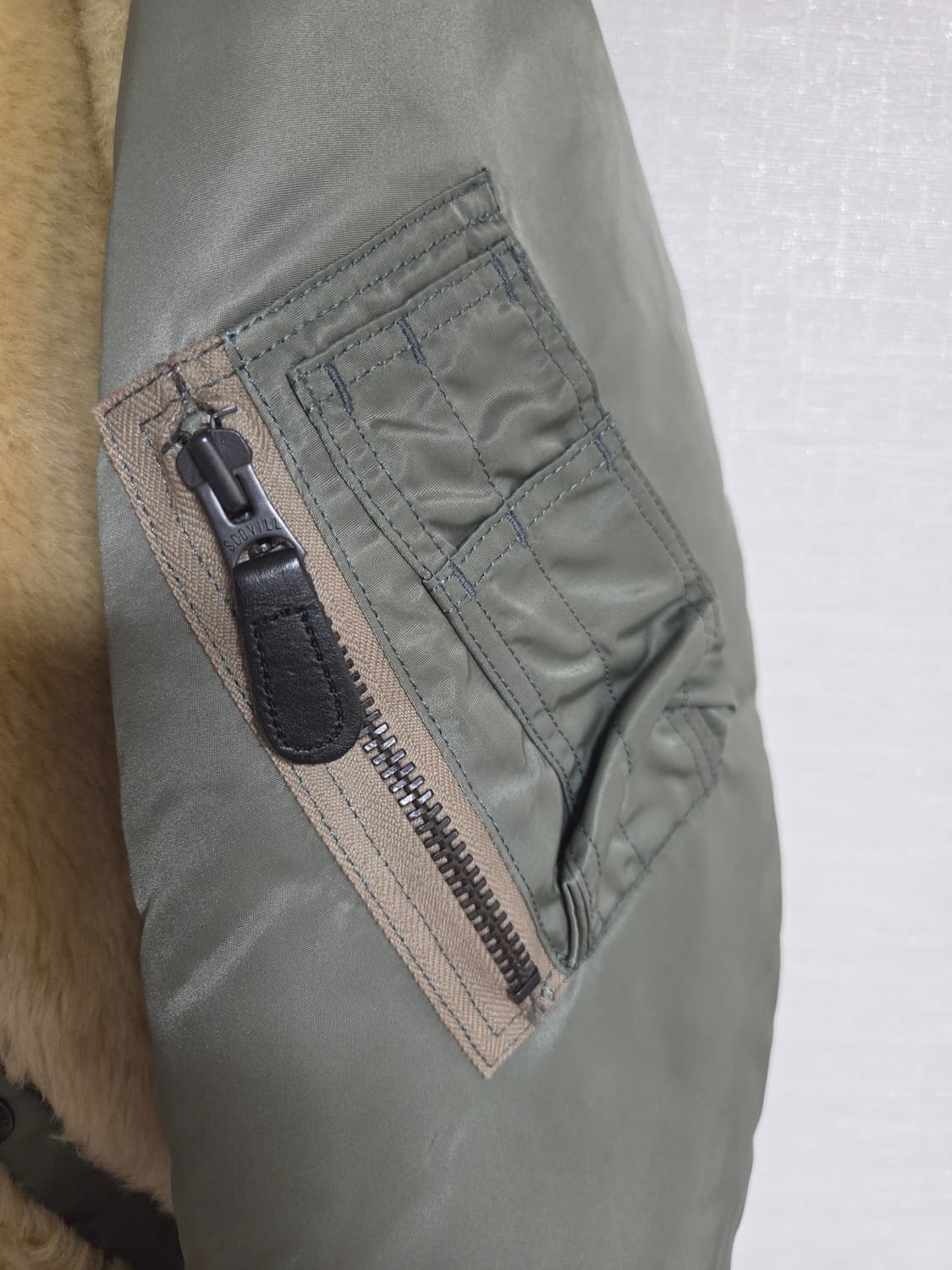 [일본 브랜드] Hyke 퍼 MA-1 봄버자켓 상품이미지4