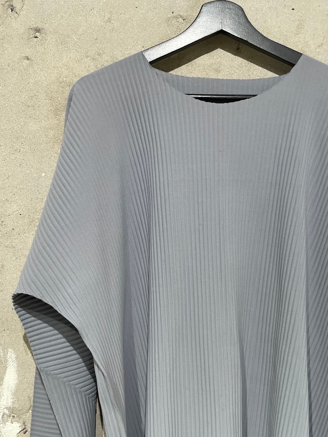 이세이 미야케 미 그레이 플리츠 롱 슬리브 상품이미지2