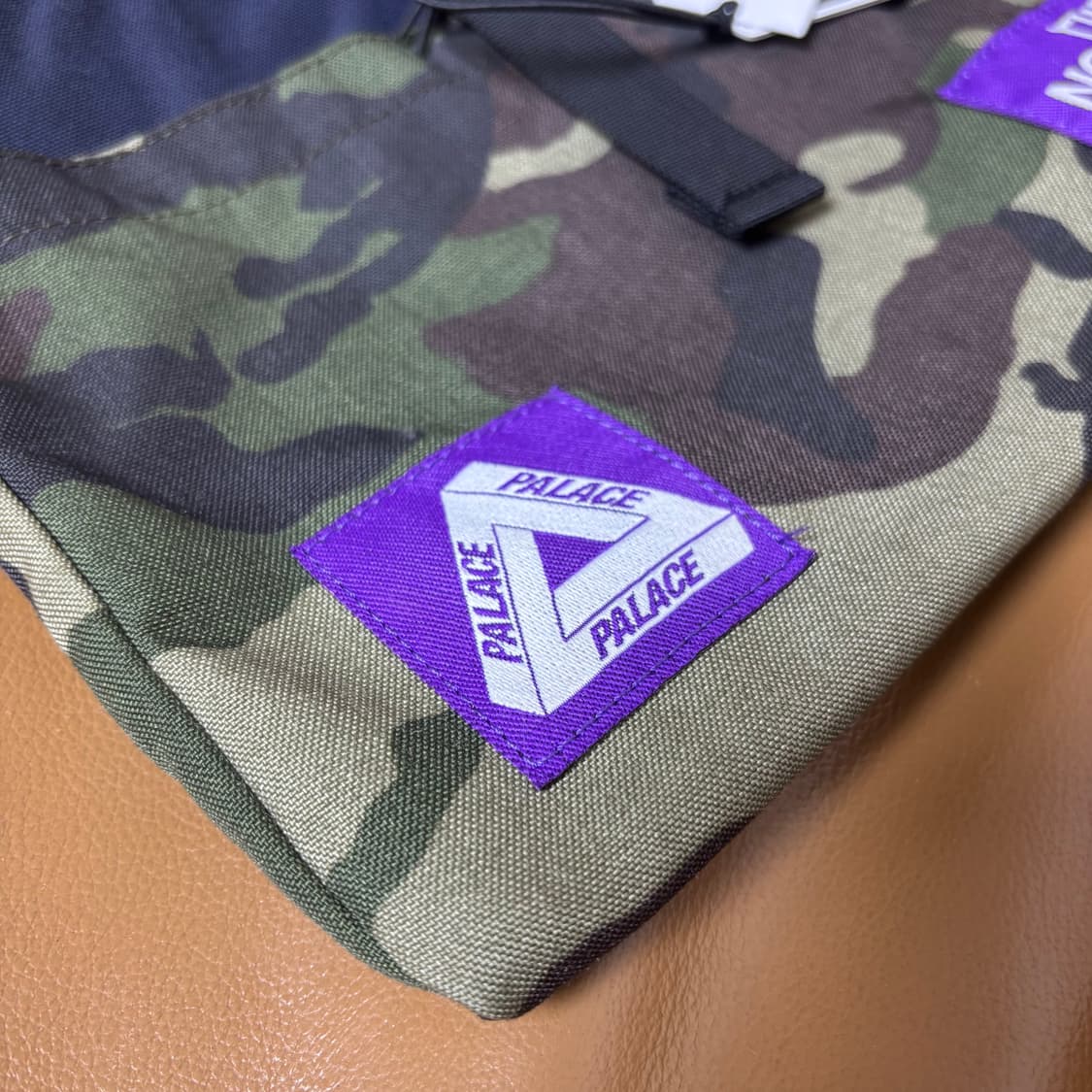 팔라스 노스페이스 퍼플라벨 코듀라 카모 샤코슈 가방 상품이미지3