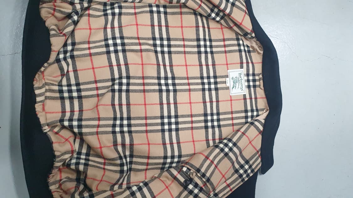 빈티지 버버리  블랙 자켓 라지ㄴ 읿본판 상품이미지3