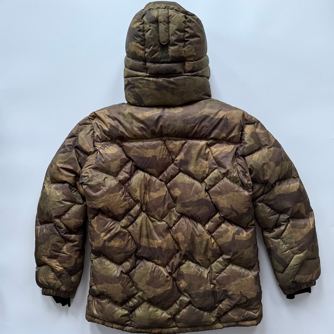 콜롬비아 대장급 카모플라쥬 패딩  상품이미지2