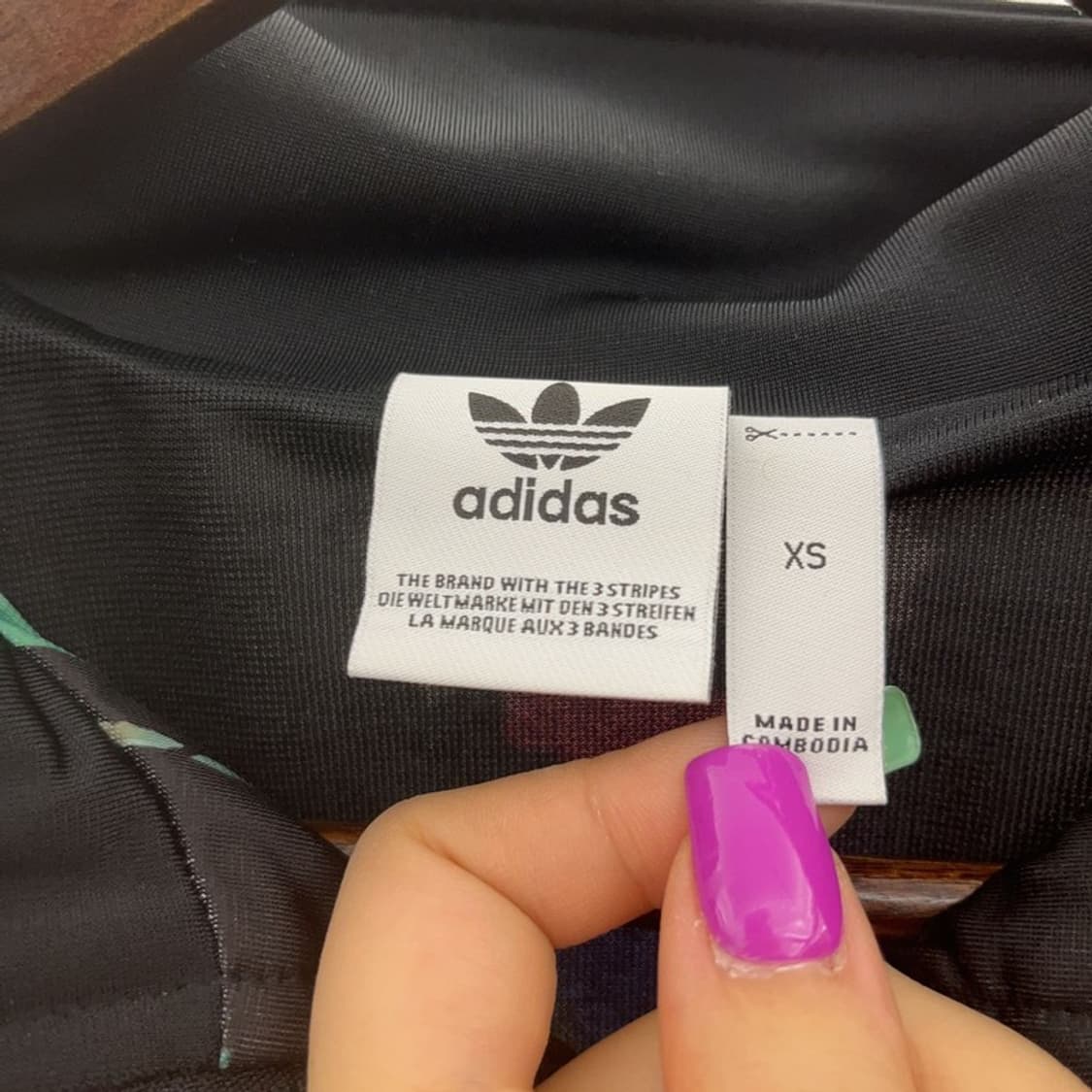 아디다스 키치무드 플라워 프린팅 크롭 져지 집업 XS C07019 상품이미지5