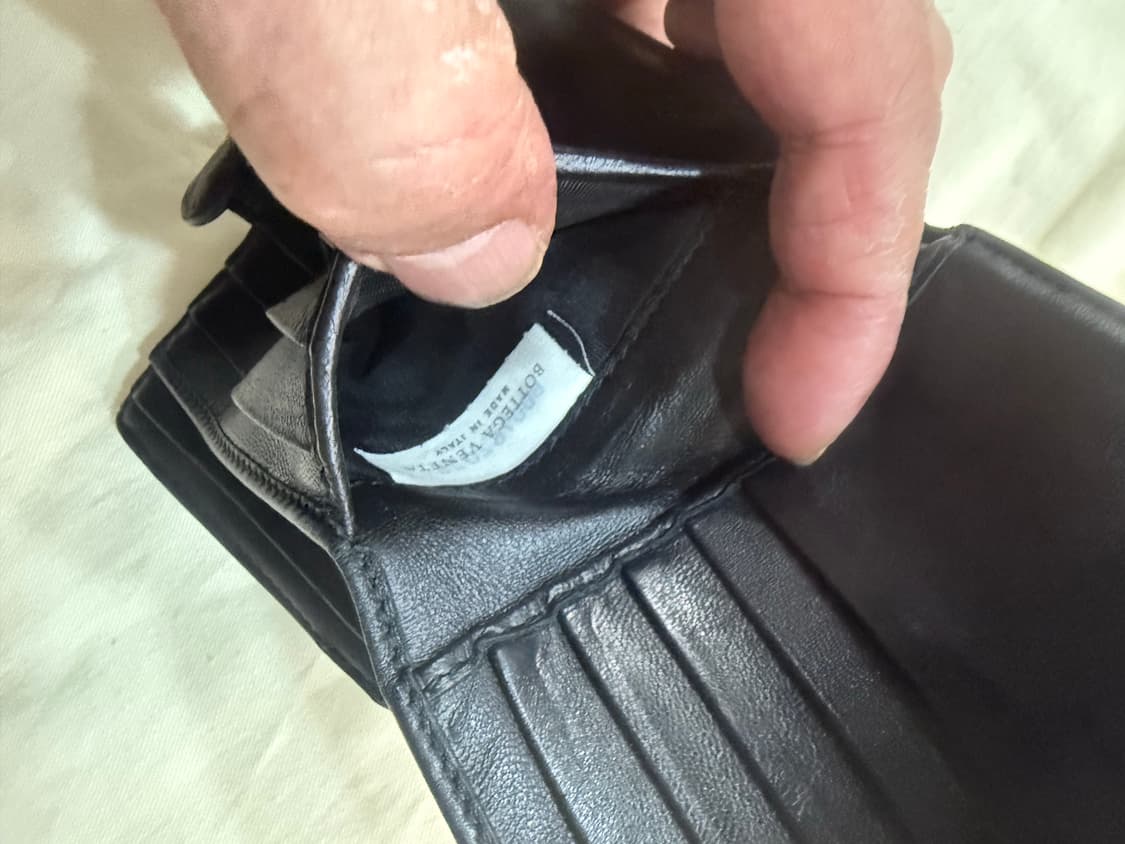 정품 보테카베네타 반지갑 팝니다 상품이미지8