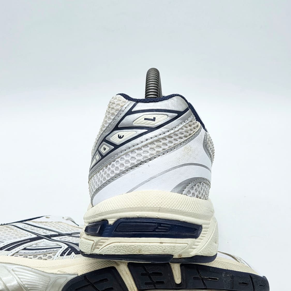  아식스 우먼스 젤 1130 화이트 미드나잇 (275)  상품이미지2