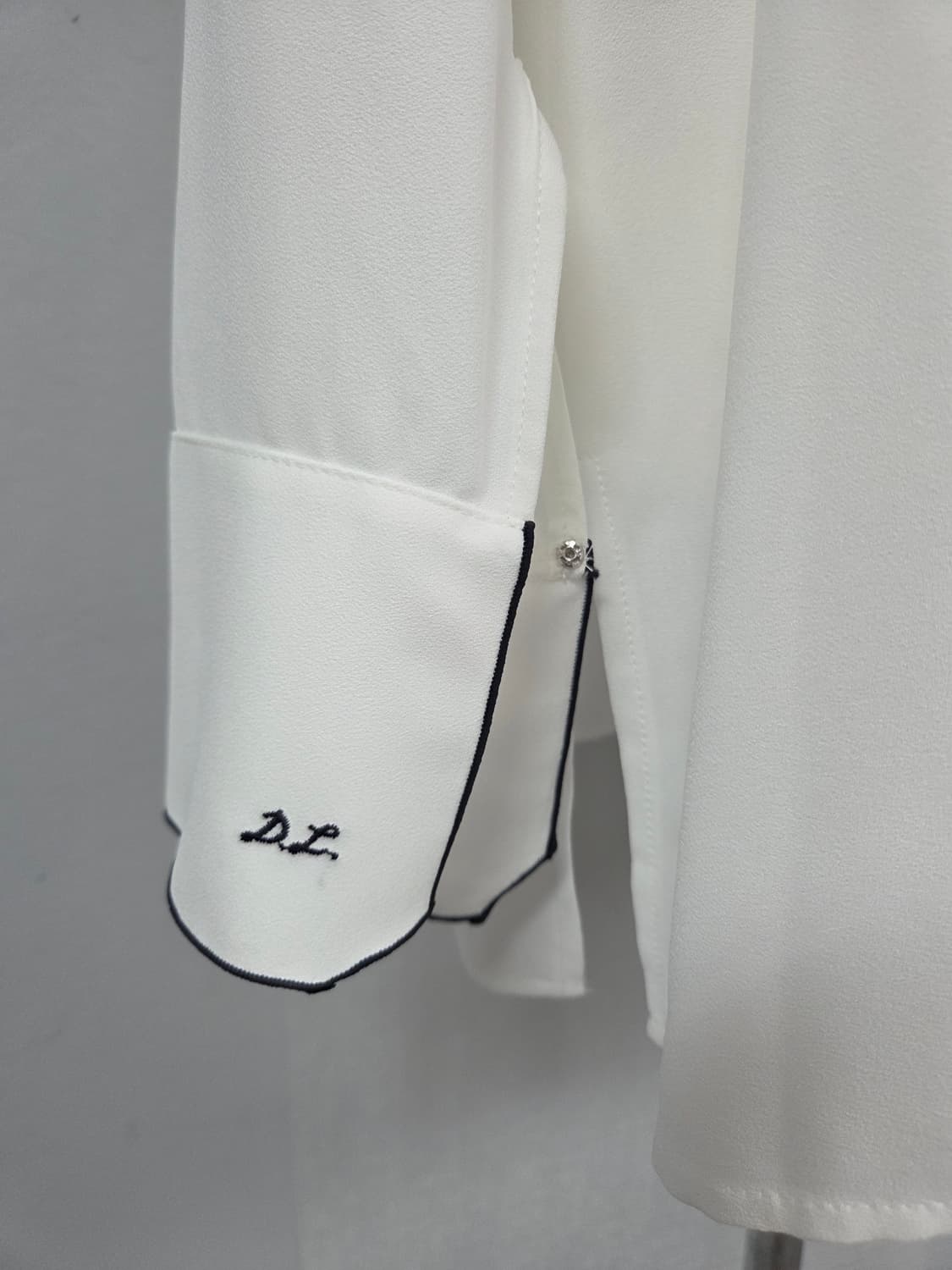 듀엘 여성블라우스 상품이미지4