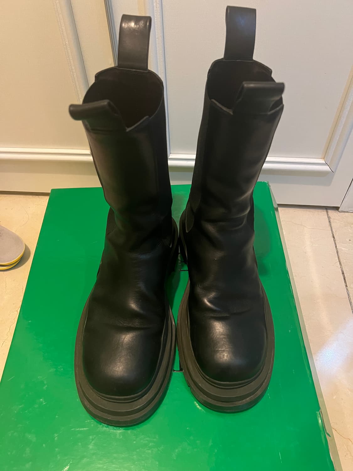 보테가베네타 타이어부츠 블랙캠핑 (42) 상품이미지1