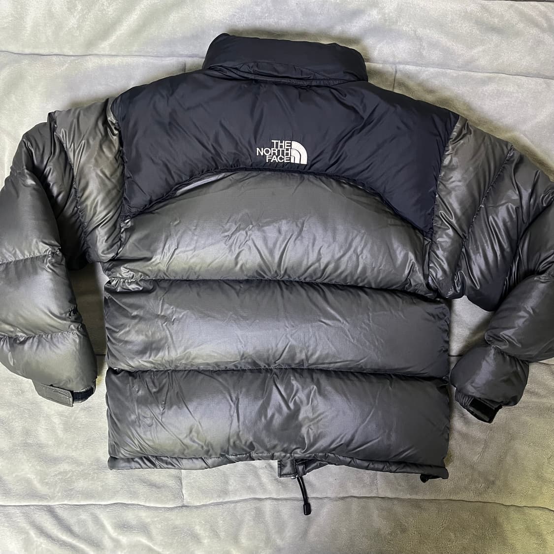 The north face 노스페이스 700눕시 패딩 중앙로고 m 차콜 상품이미지2