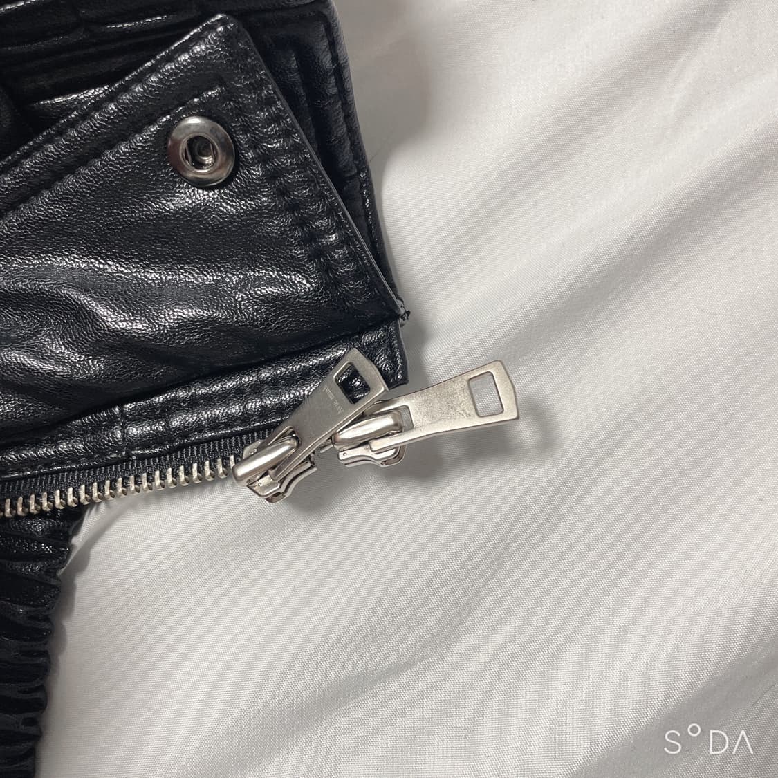 아비에무아 패널드 페이크 레더 재켓 블랙 1 상품이미지8