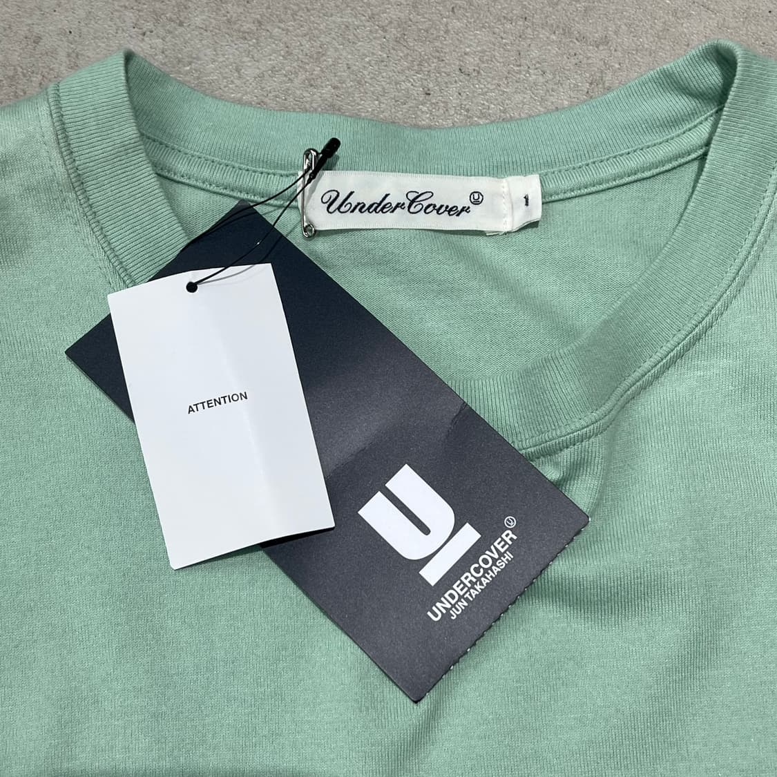 언더커버 스트로베리 프린팅반팔티 s10652 상품이미지5