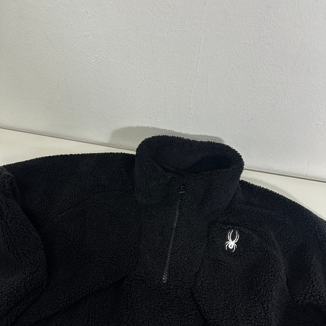 우먼OS 스파이더 블랙 오버핏 밑단스트링 반집업후리스 상품이미지2