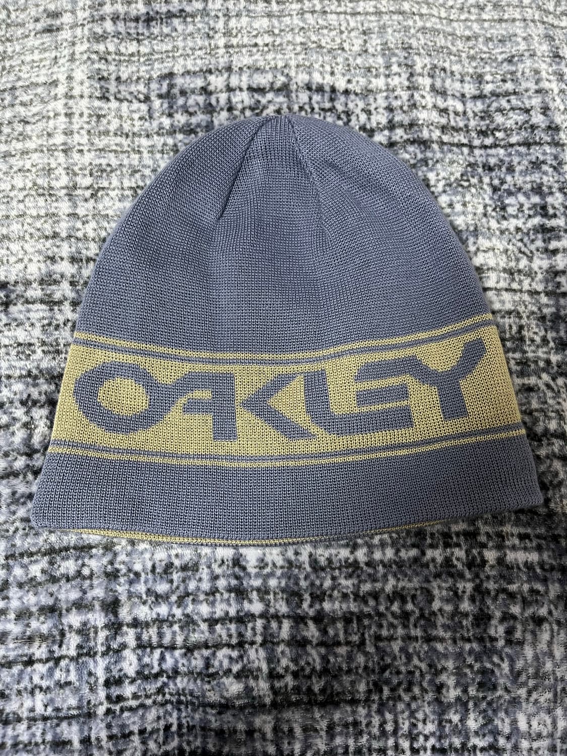 오클리 리버시블 비니 상품이미지1