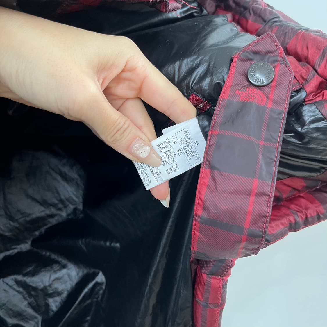 노스페이스 눕시 700 구스다운 판초 체크 케이프 패딩 상품이미지8