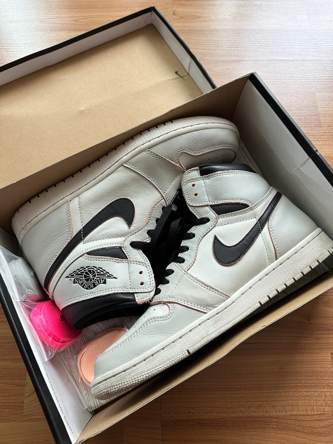 [상태좋음] 나이키 조던1 SB 뉴욕투파리 US10.5 상품이미지1