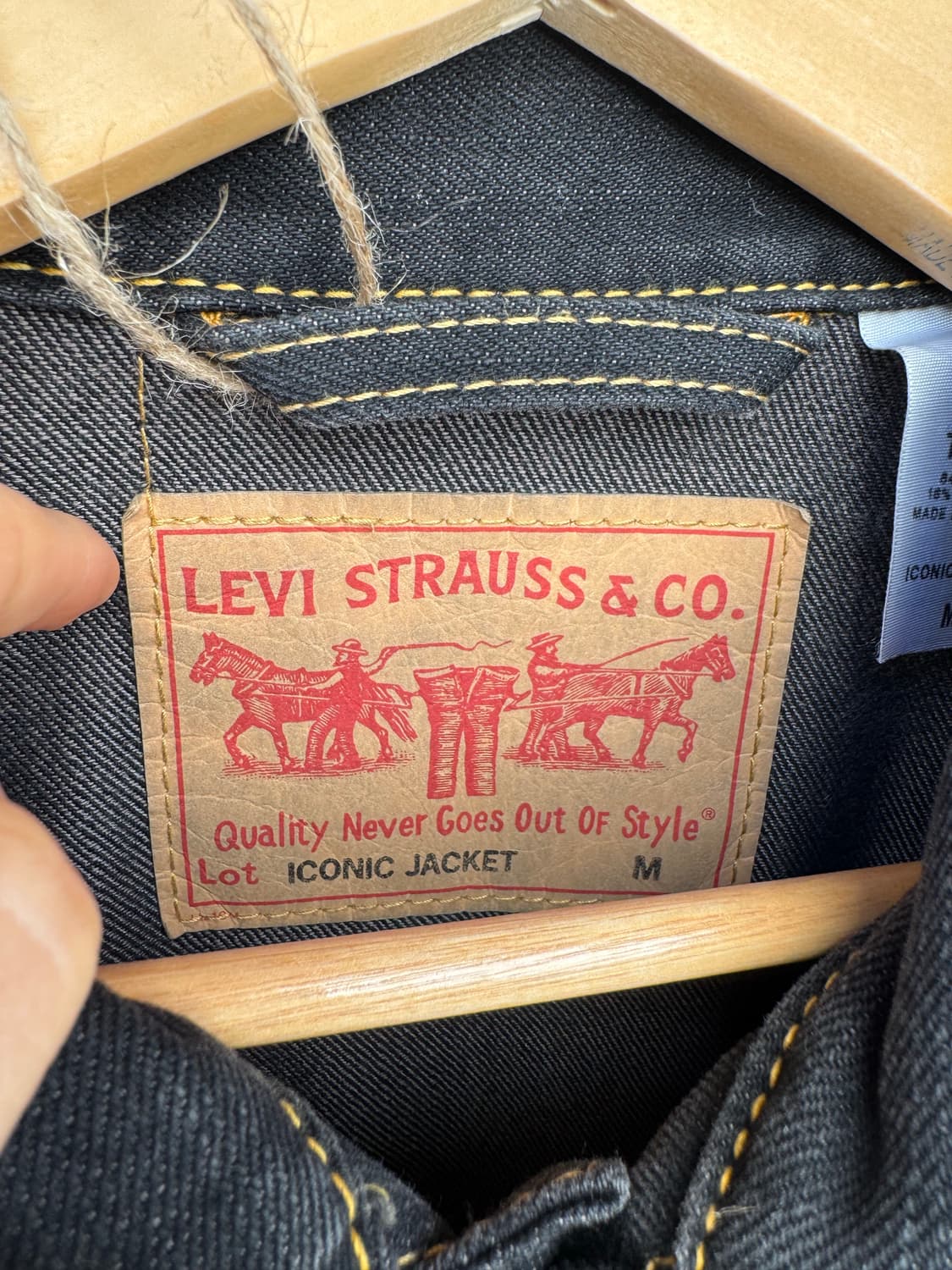 LEVI'S 빈티지 리바이스 타입원 아이코닉 스티치 흑청 데님자켓 M 상품이미지3