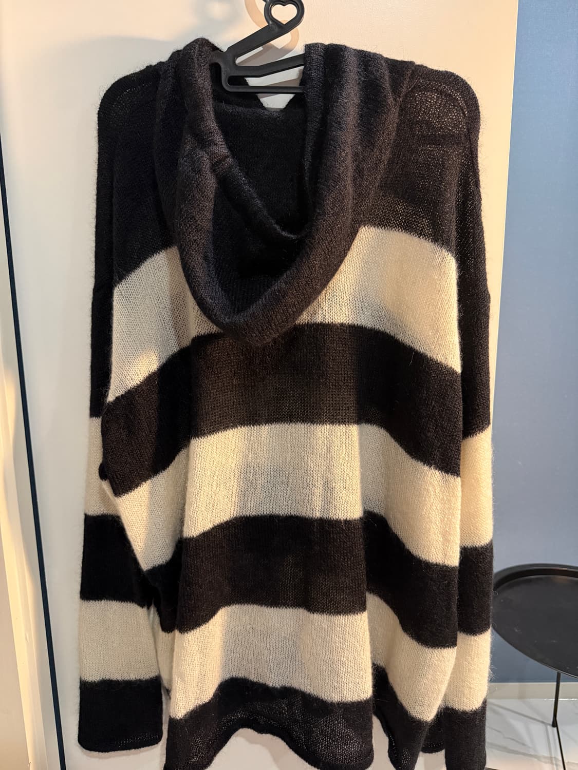 써네이 스트라이프 니트 후드 - 블랙:화이트 상품이미지5