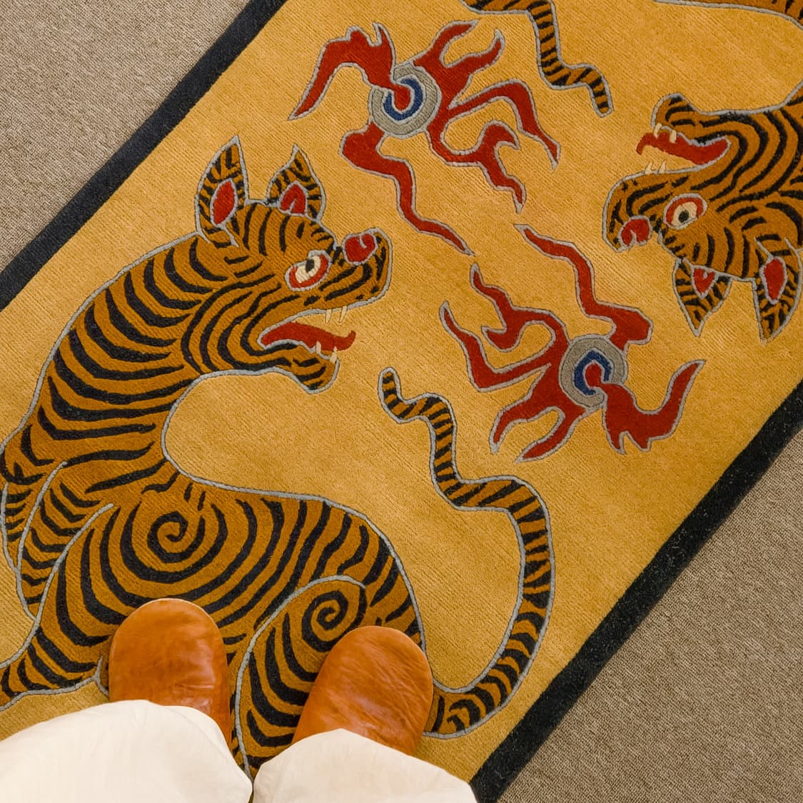 Tibetan Double Tiger Rug 상품이미지2