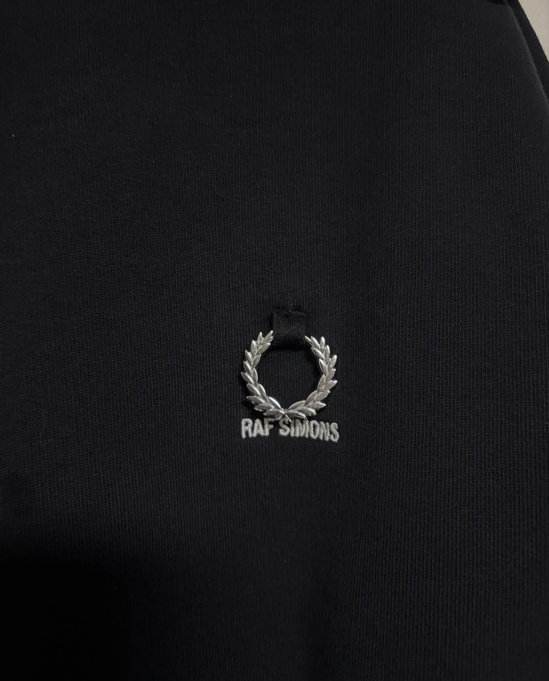 프레드페리 라프시몬스 맨투맨 M 상품이미지2