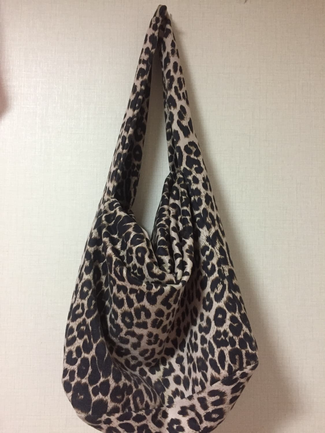 지그재그 호피 숄더백 호보백 상품이미지1