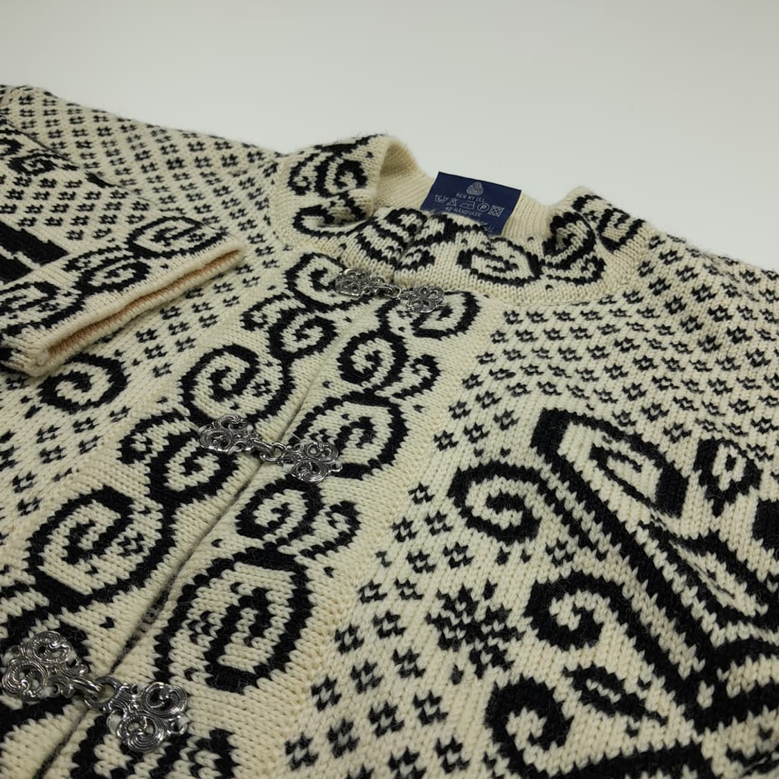 CN958 L Skjaeveland 노르웨이 메이드 전통노르딕 울 가디건 상품이미지6