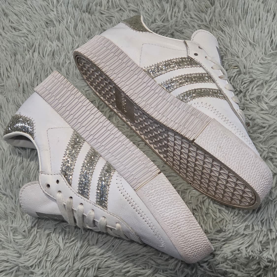 3q-9:아디다스 삼바 로즈 글리터 화이트 실버 (225mm)-ss급 상품이미지6