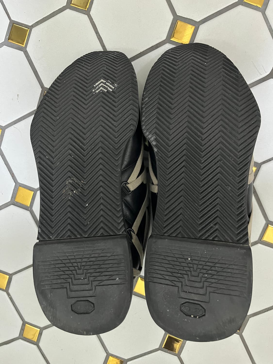 릭오웬스 게스 러너 메가레이스 상품이미지4