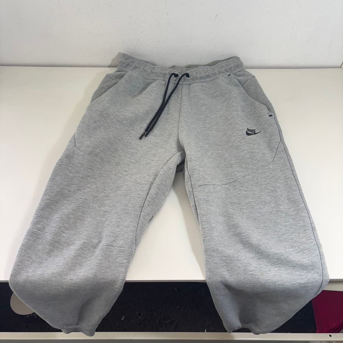 S 90 나이키 그레이 기본로고 테크팩 조거팬츠 남여공용 상품이미지2