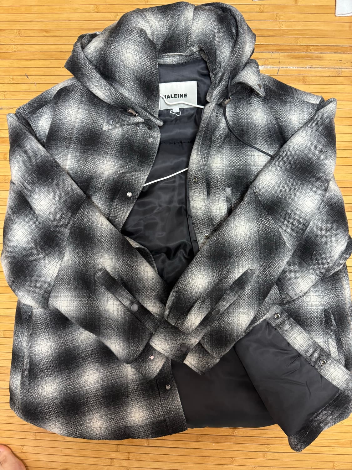 알렌느 디테쳐블 체크 후드 패딩 1사이즈 상품이미지3