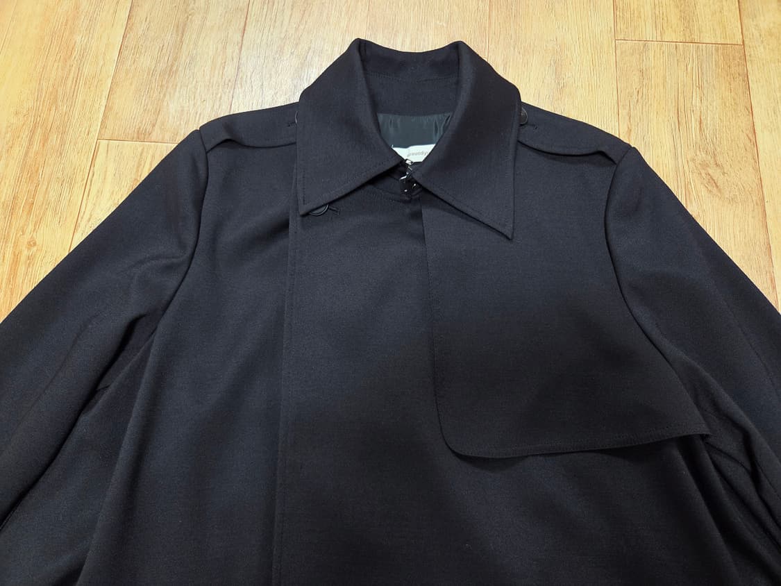 어라운드율(aroundyur) 무드 온 트렌치코트 프리사이즈 상품이미지6