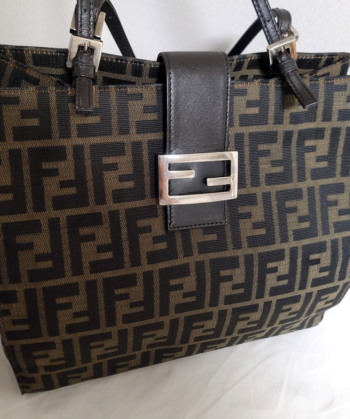 펜디 가방,토트백.(디올샤넬보테가루이비통구찌셀린느생로랑발렌시아가프라다) 상품이미지6