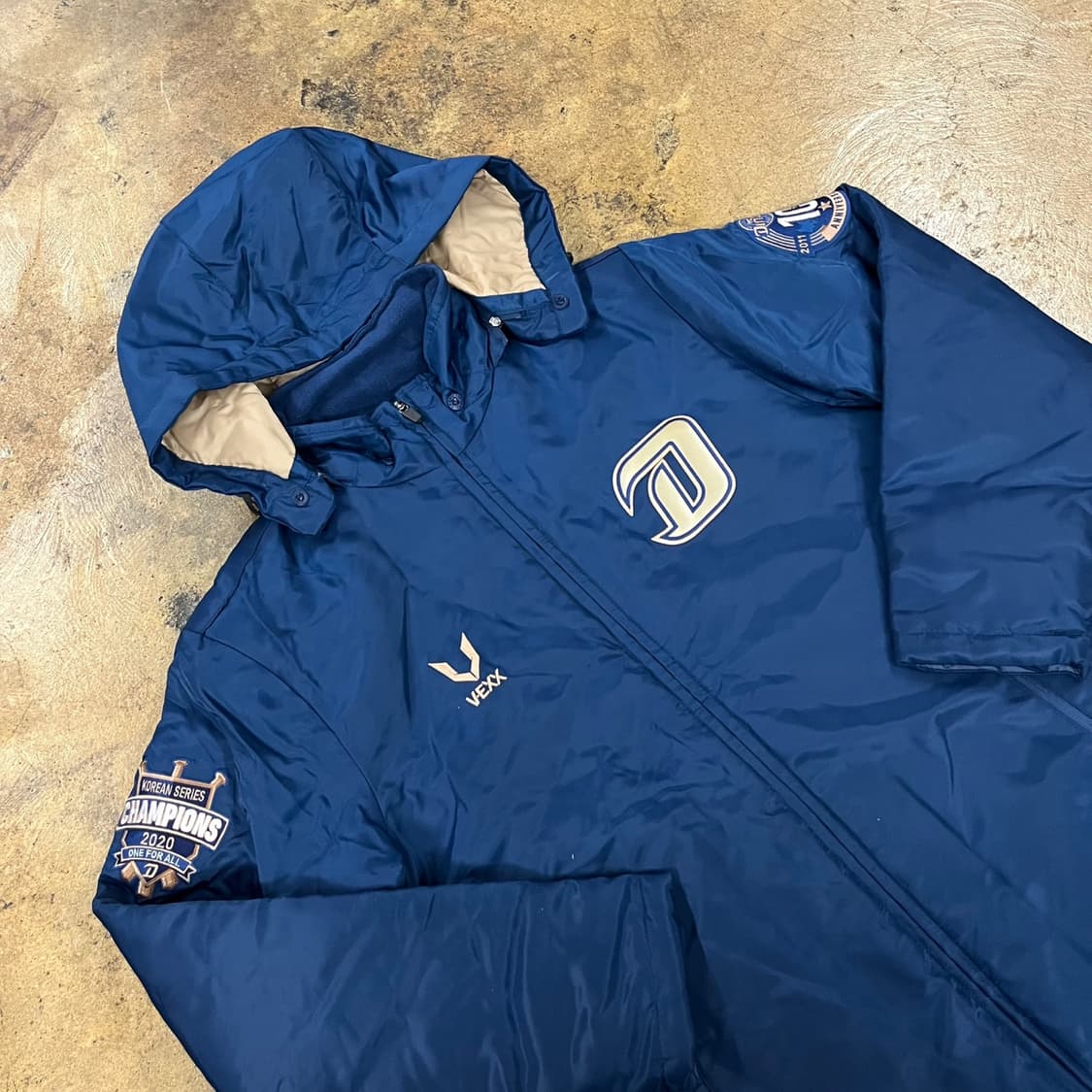 [90] 엔씨 다이노스 후드 바람막이 네이비 b17 상품이미지1