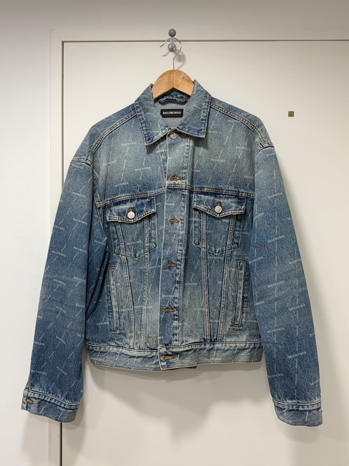 (46)발렌시아가 멀티로고 남성 청자켓  상품이미지1