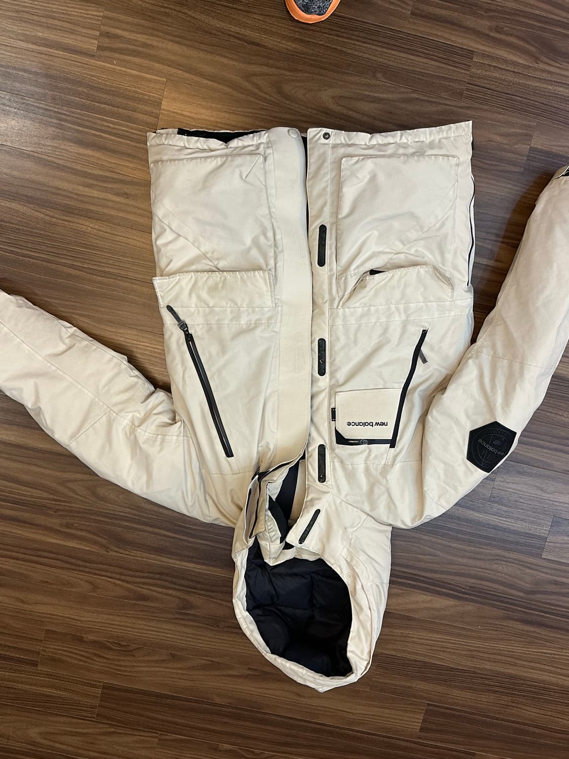 뉴발란스 아이보리 패딩 L 상품이미지2