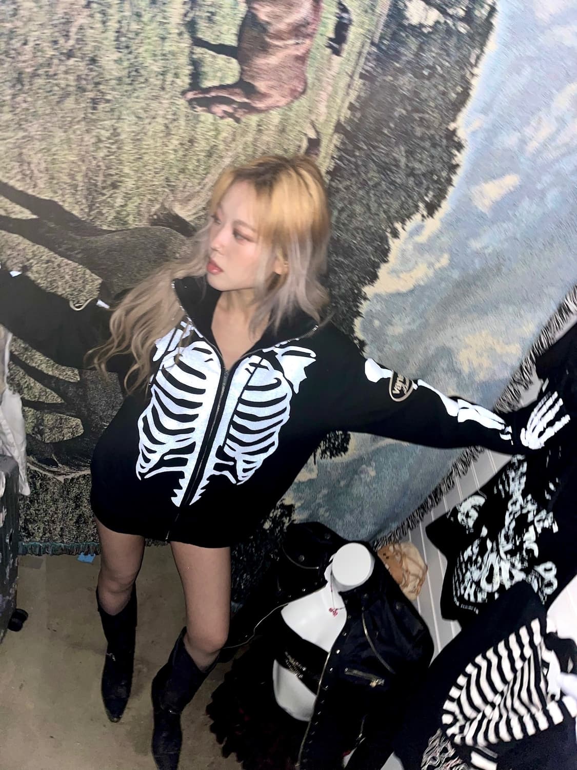 밴슨 오버핏 풀 아트워크 본 후드집업 상품이미지9