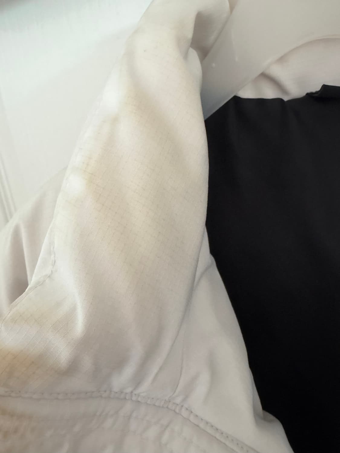 뉴챔프 나이키 패딩 화이트 상품이미지4